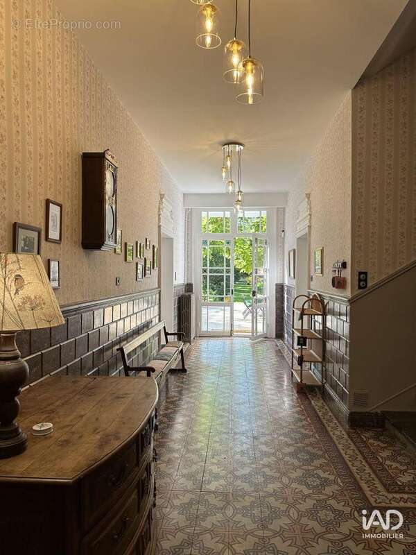 Photo 6 - Commerce à PRADES