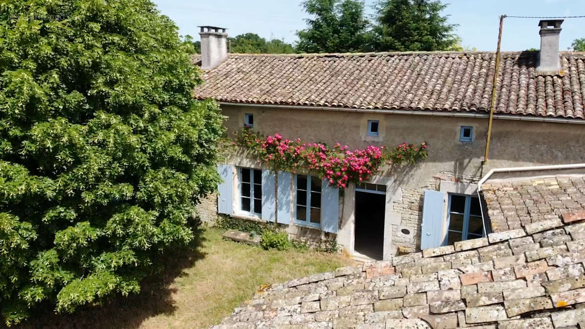 Maison à CHAUNAY