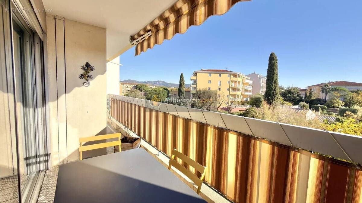 Appartement à FREJUS