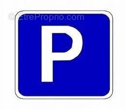 Parking à PARIS-17E