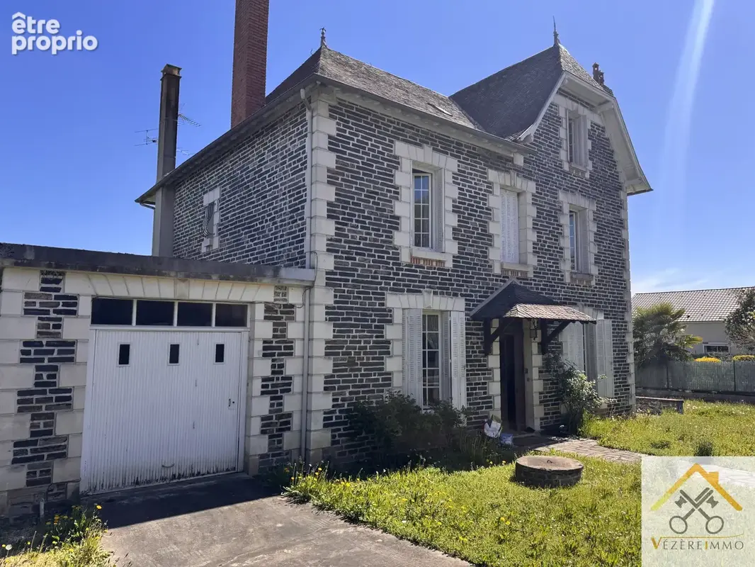 Maison à VARETZ
