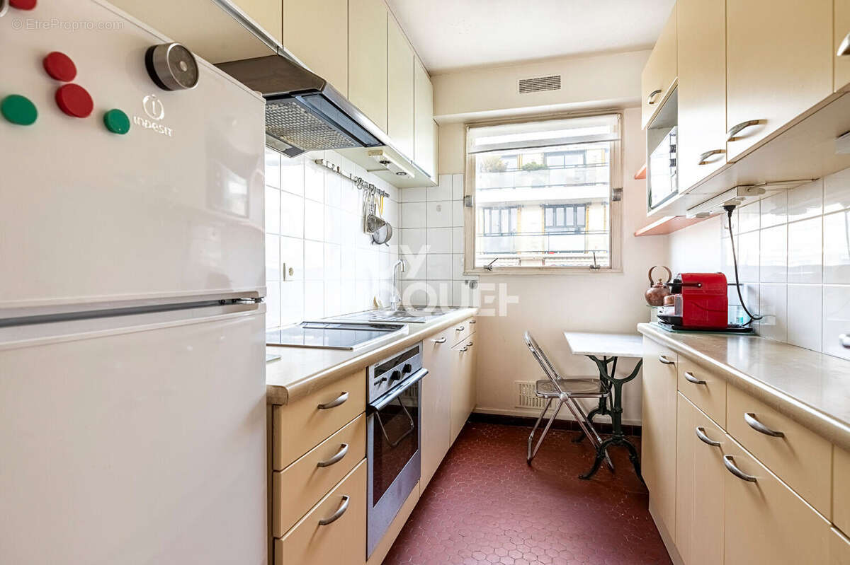 Appartement à PARIS-15E