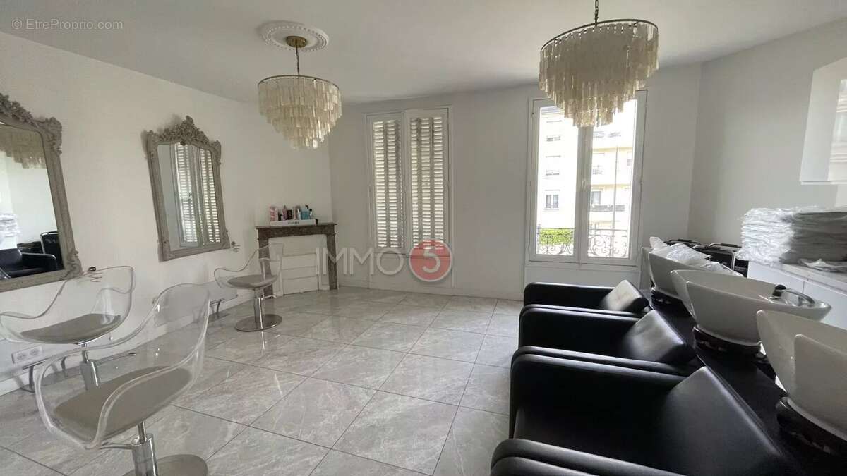 Commerce à LIVRY-GARGAN