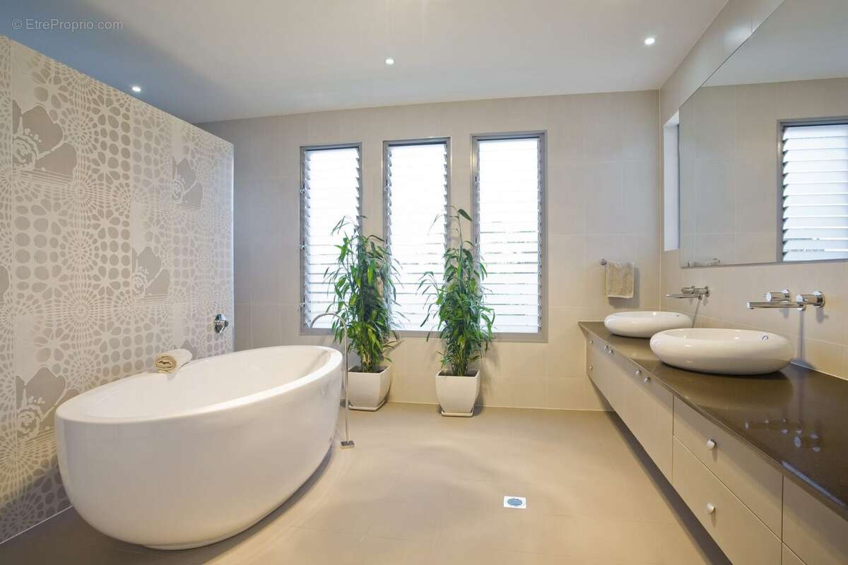 Appartement à SAINT-MAUR-DES-FOSSES