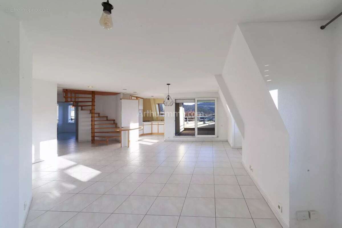 Appartement à MORTEAU