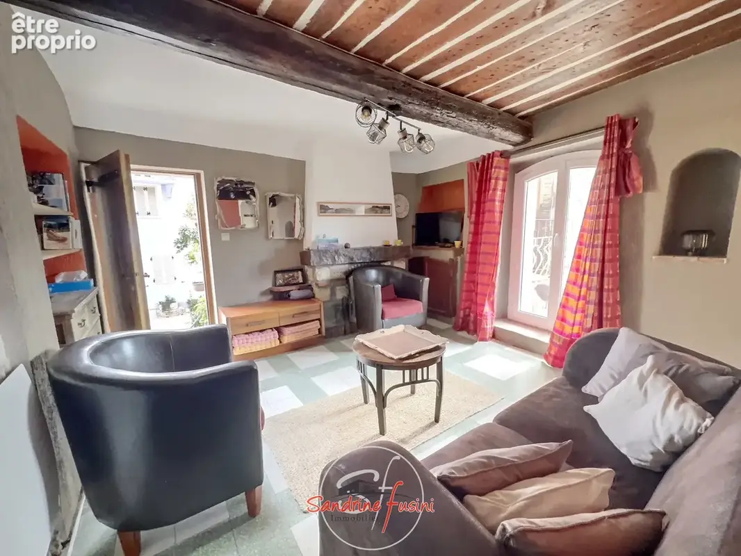 BOUYON, Belle maison de village traversante et lumineuse de type 3 pièce avec terrasse - photo 2