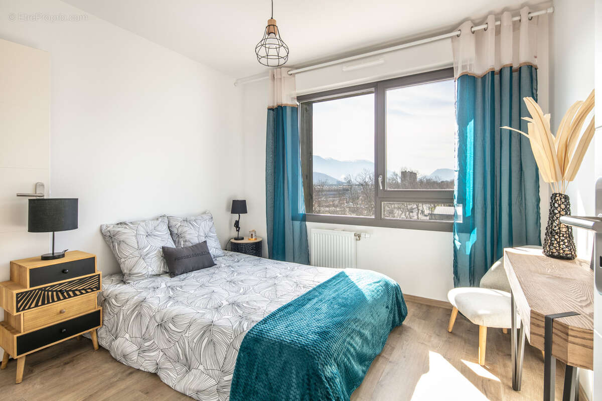 Appartement à LE PONT-DE-CLAIX