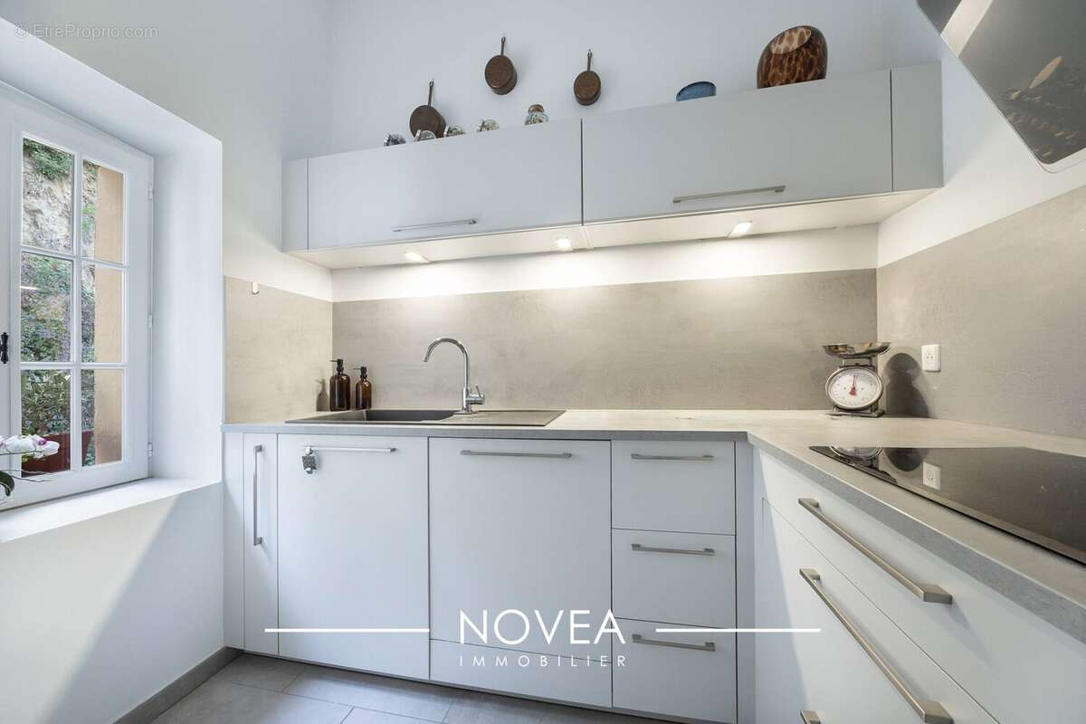 Appartement à FONTAINES-SUR-SAONE