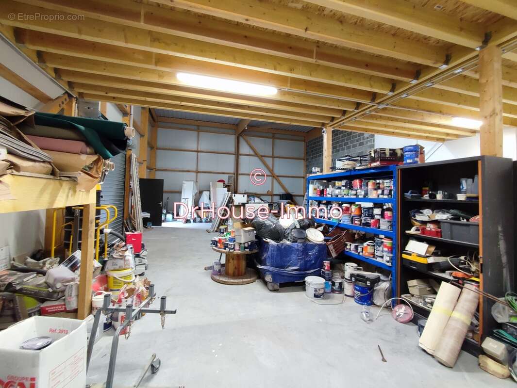 Commerce à BRETTEVILLE-SUR-ODON