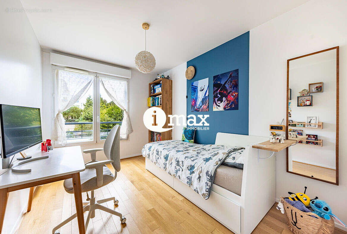 Appartement à SURESNES