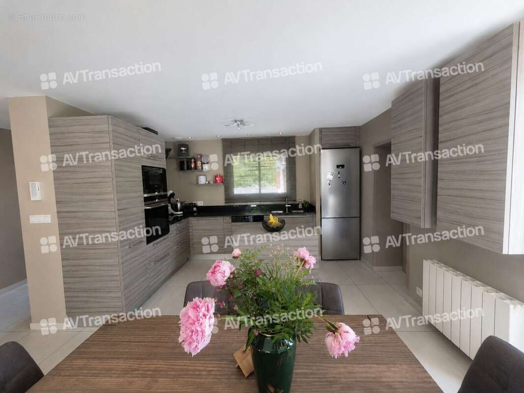 Maison à VAULX-EN-VELIN