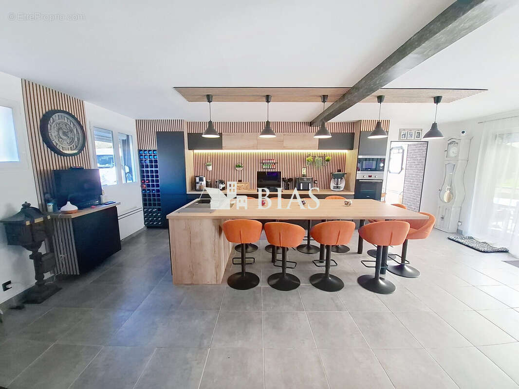 Maison à PONT-L'EVEQUE