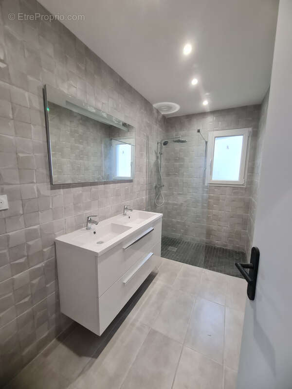 Maison à SAUGNACQ-ET-MURET