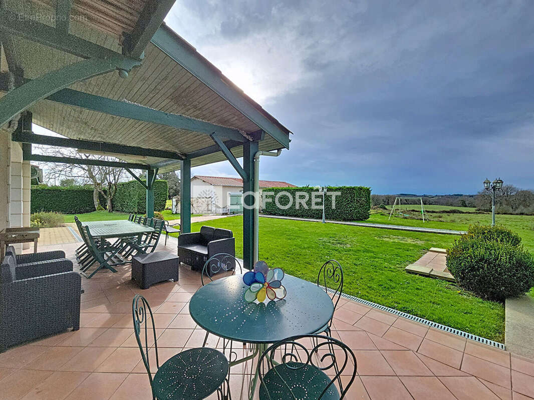 Maison à HAGETMAU