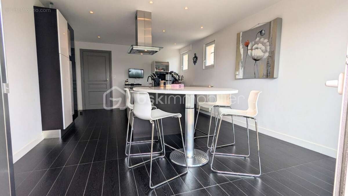 Maison à PUY-L'EVEQUE