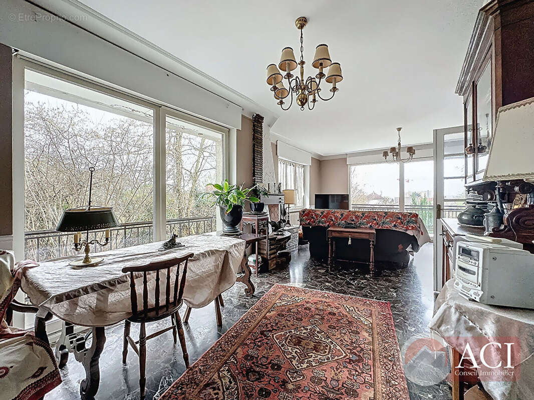 Maison à DEUIL-LA-BARRE