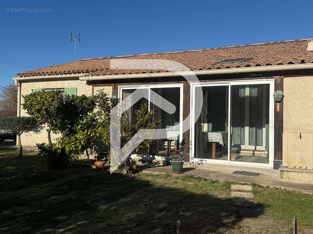 Maison à SAINT-JULIEN