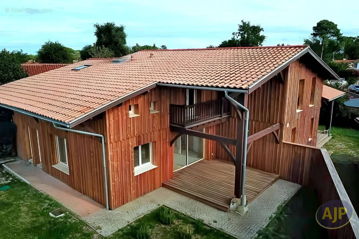 Maison à BISCARROSSE