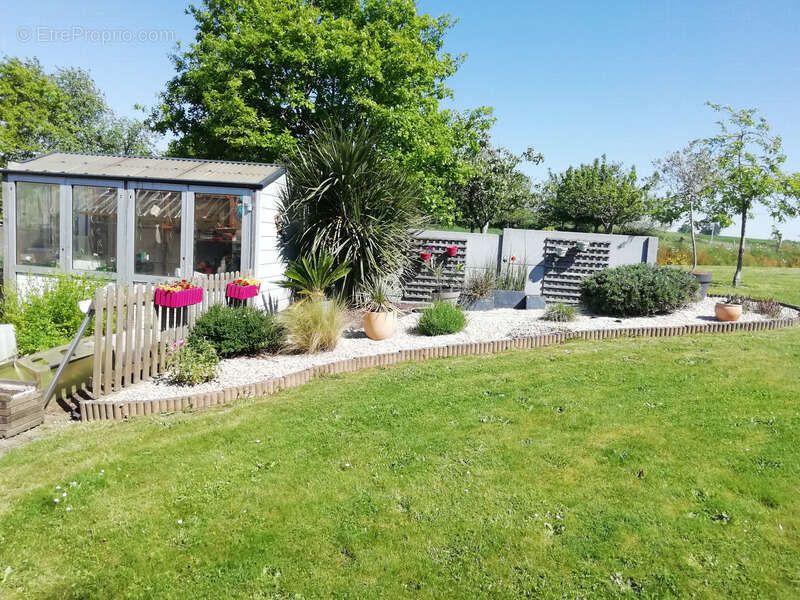 Maison 152 m² à Buais  - photo 3
