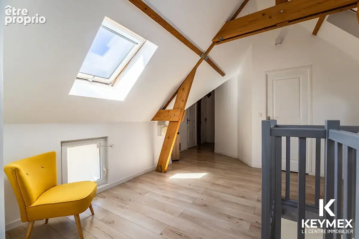 Maison familiale de caractère à vendre à Neuilly-en-Thelle - 6 pièces - 4 chambres - photo 5