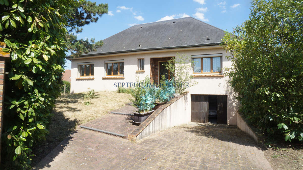 Maison à SEPTEUIL