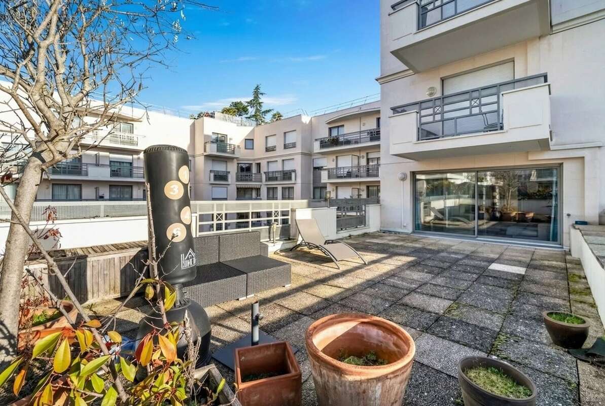 Appartement à LEVALLOIS-PERRET