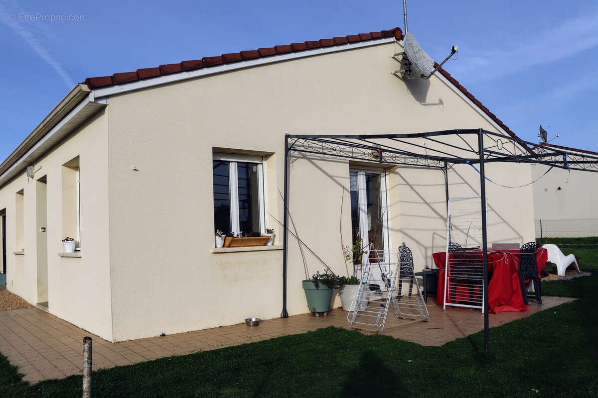 Maison à ROCHECHOUART