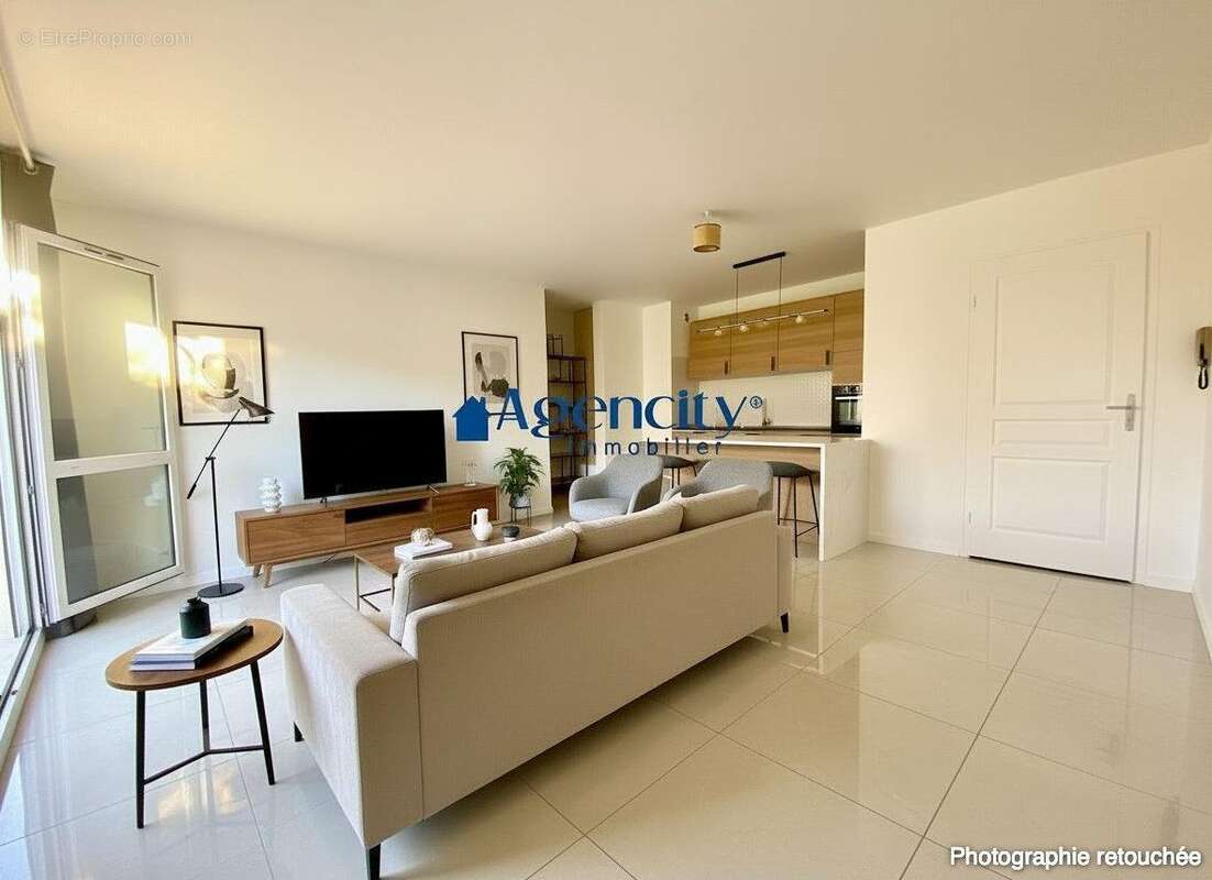 Appartement à BRIE-COMTE-ROBERT