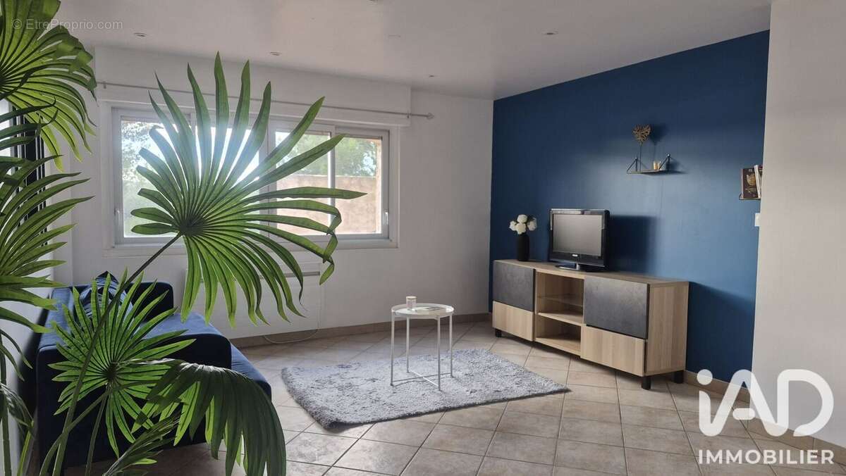 Photo 2 - Appartement à SAINTE-CROIX-DU-VERDON