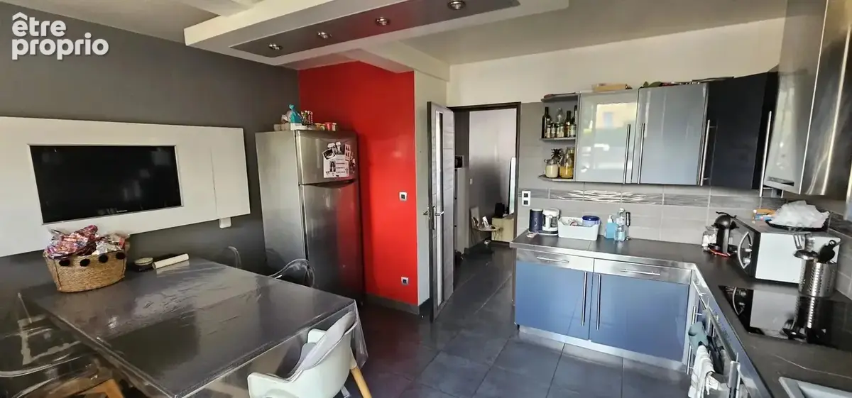 Toulon Ouest — T3 de 75 m² rénové avec parking et 2 caves — Idéal Investisseur - photo 2