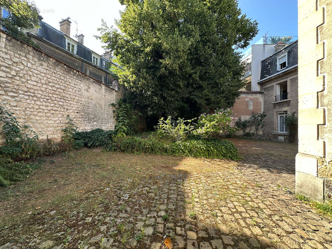 Reims - lot de 3 appartements loues - cours langlet / royale - photo 12