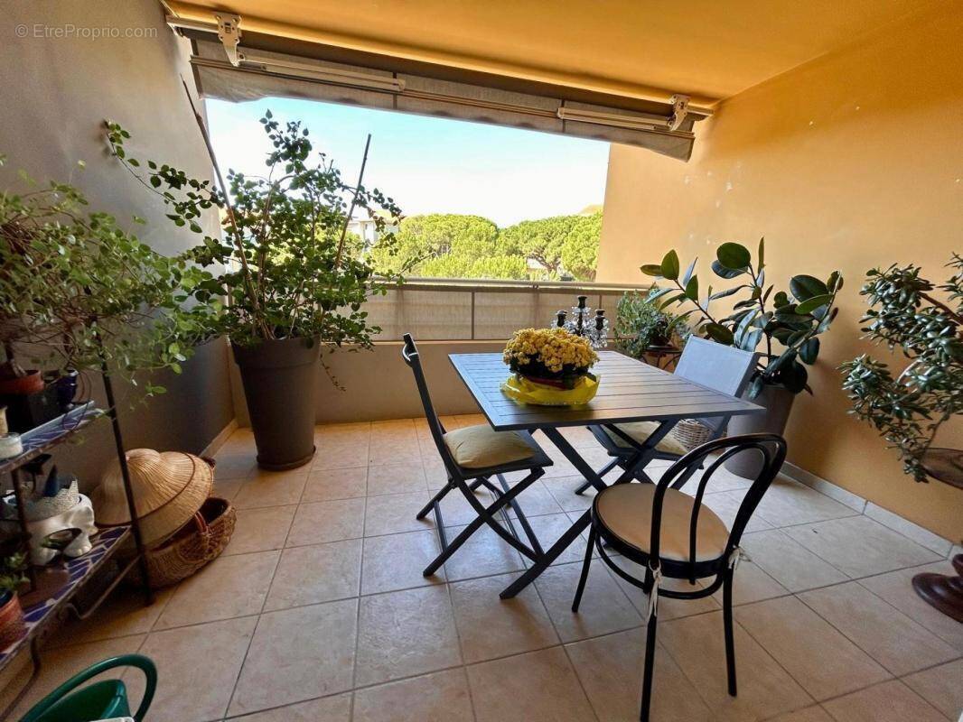 Appartement à FREJUS