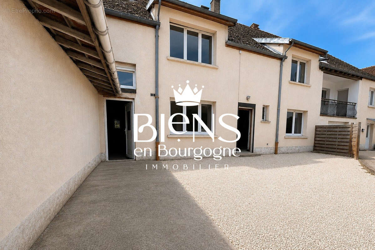 Appartement à MONTAGNY-LES-BEAUNE