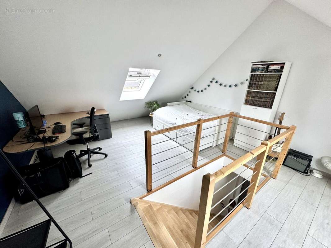 Maison 132 m² à Saint-Martin-Du-Fouilloux  - photo 8