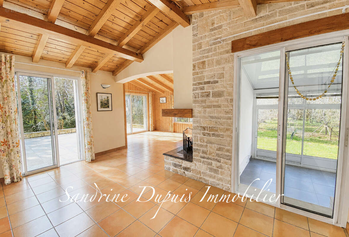 Maison oléronaise   Véranda chauffée   3 chambres   Cadre boisé - photo 4