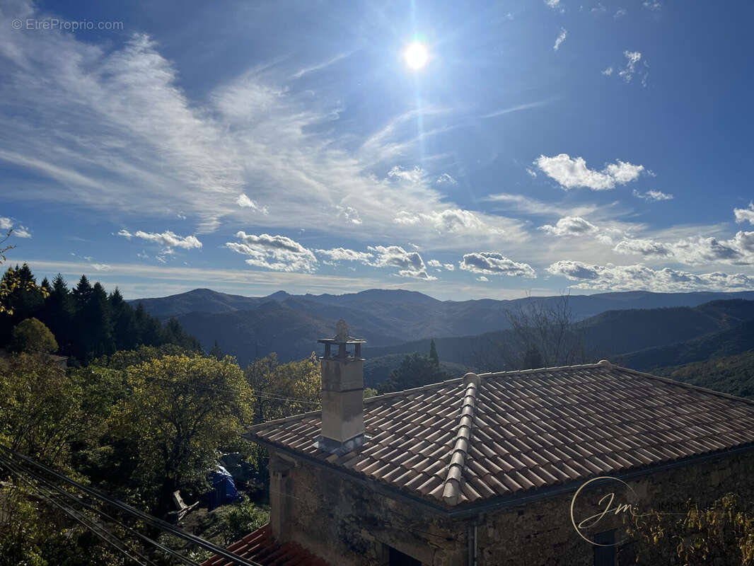 Maison 84 m² à Saint-Andre-De-Majencoules  - photo 2