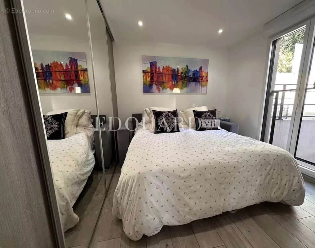 Appartement à ROQUEBRUNE-CAP-MARTIN