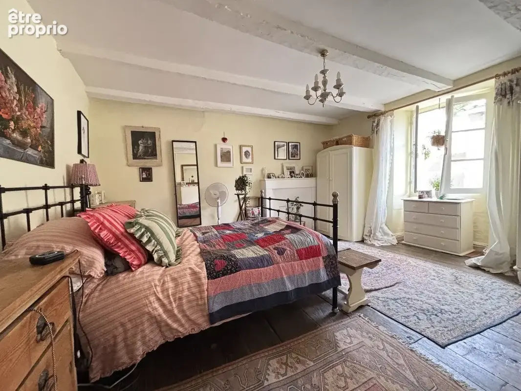 PRIX BAISSE -  Maison de village en pierre authentique à deux pas du centre de Nanteuil-en-Vallée - photo 6