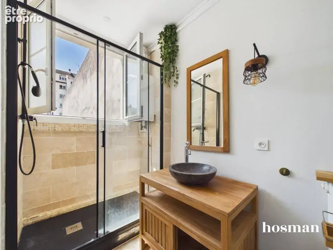 Appartement T2 de 62,24 m2 avec le charme de l'ancien - Quai Ernest Renaud à Nantes - photo 15