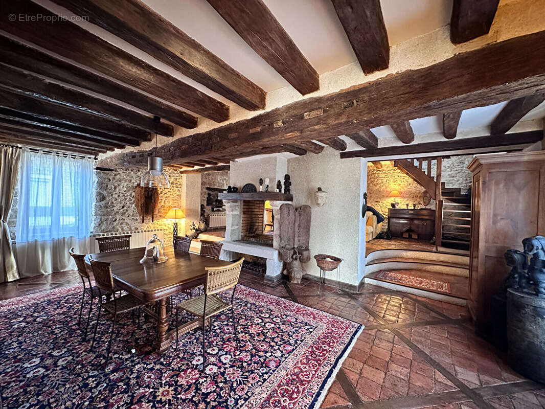 Maison à DANNEMOIS