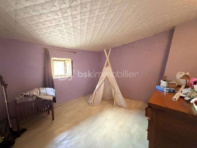 PUISSERGUIER - Maison de caractère avec terrasse et beau potentiel d'aménagement - photo 8