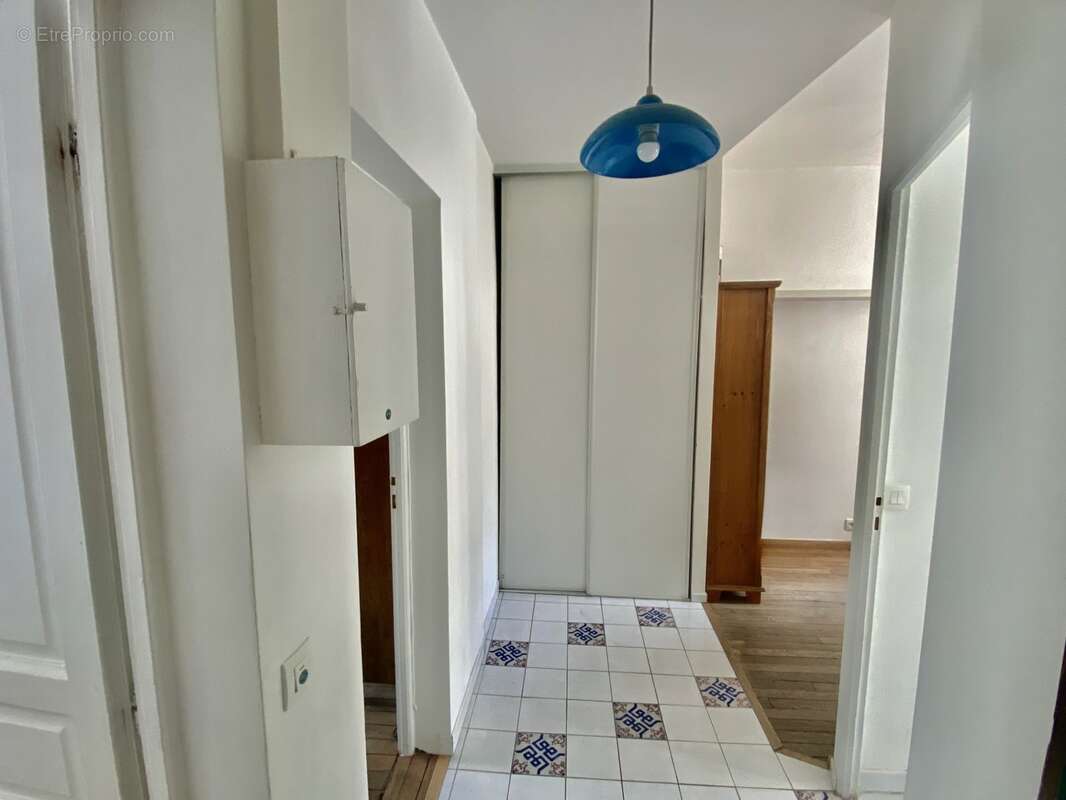 NANTERRE (92) Centre-Ville à vendre Appartement 2 pièces de 42,25 m² - Proche RER - photo 16