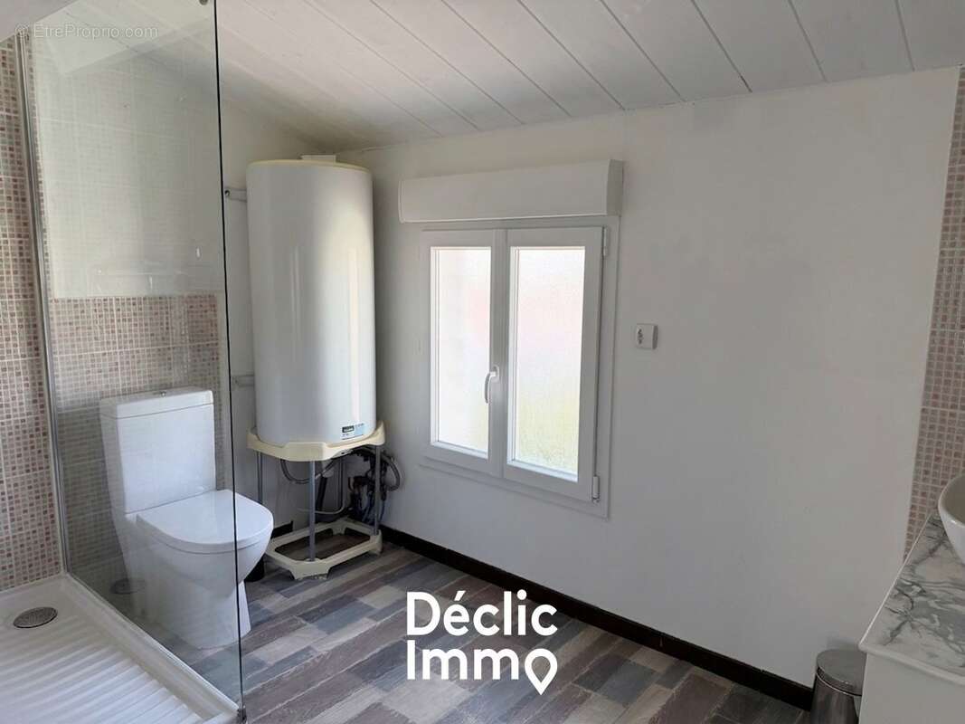 A vendre maison 8ch rochefort + garage - photo 16