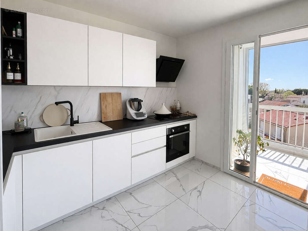 Appartement à LUNEL