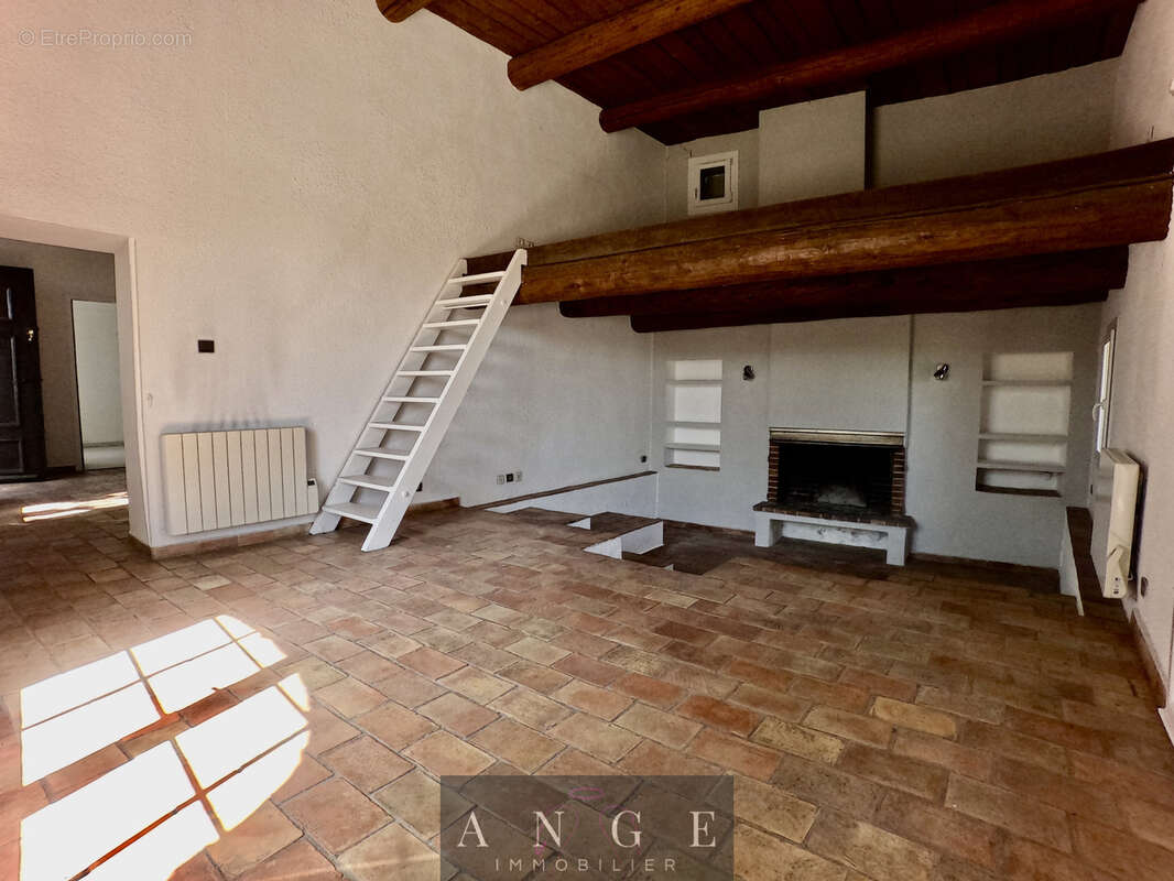 Maison à LA FARLEDE