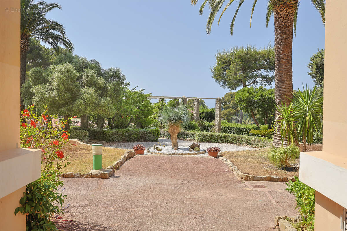 Appartement à HYERES