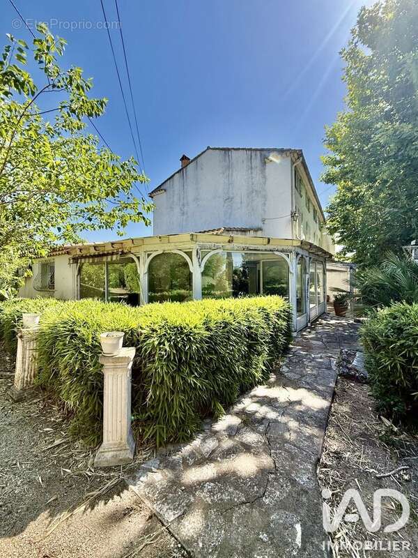Photo 2 - Maison à LE LUC