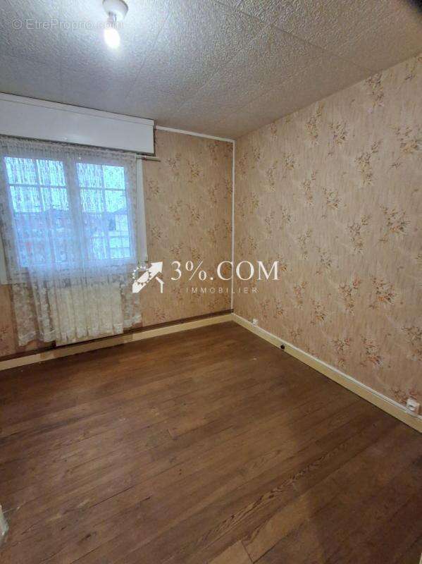 Maison à DOUCHY-LES-MINES