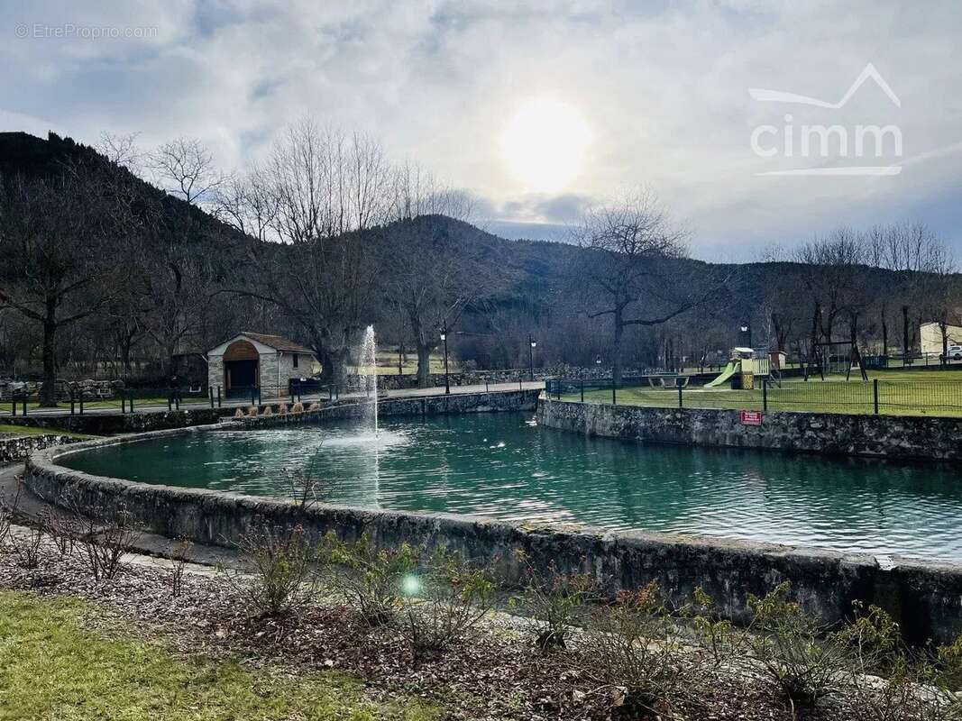 Maison à ROQUEFEUIL