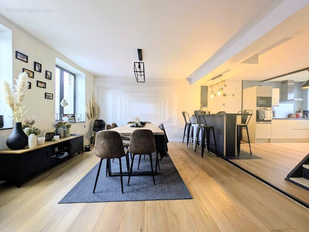 Maison à MARQUETTE-LEZ-LILLE